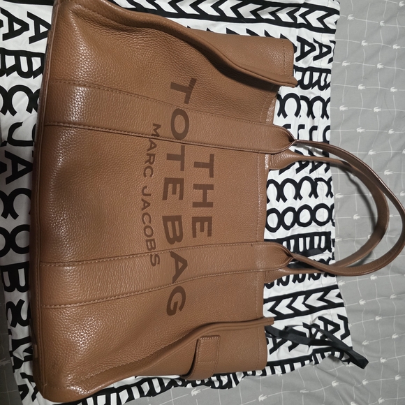 Marc Jacobs Brown Large Leather Tote Bag - Picture 1 of 16